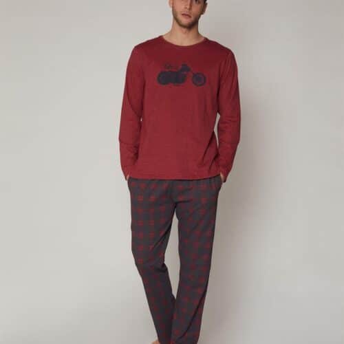 PIJAMA LARGO DE PUNTO VIGORE AFELPADO "LIFE IS"